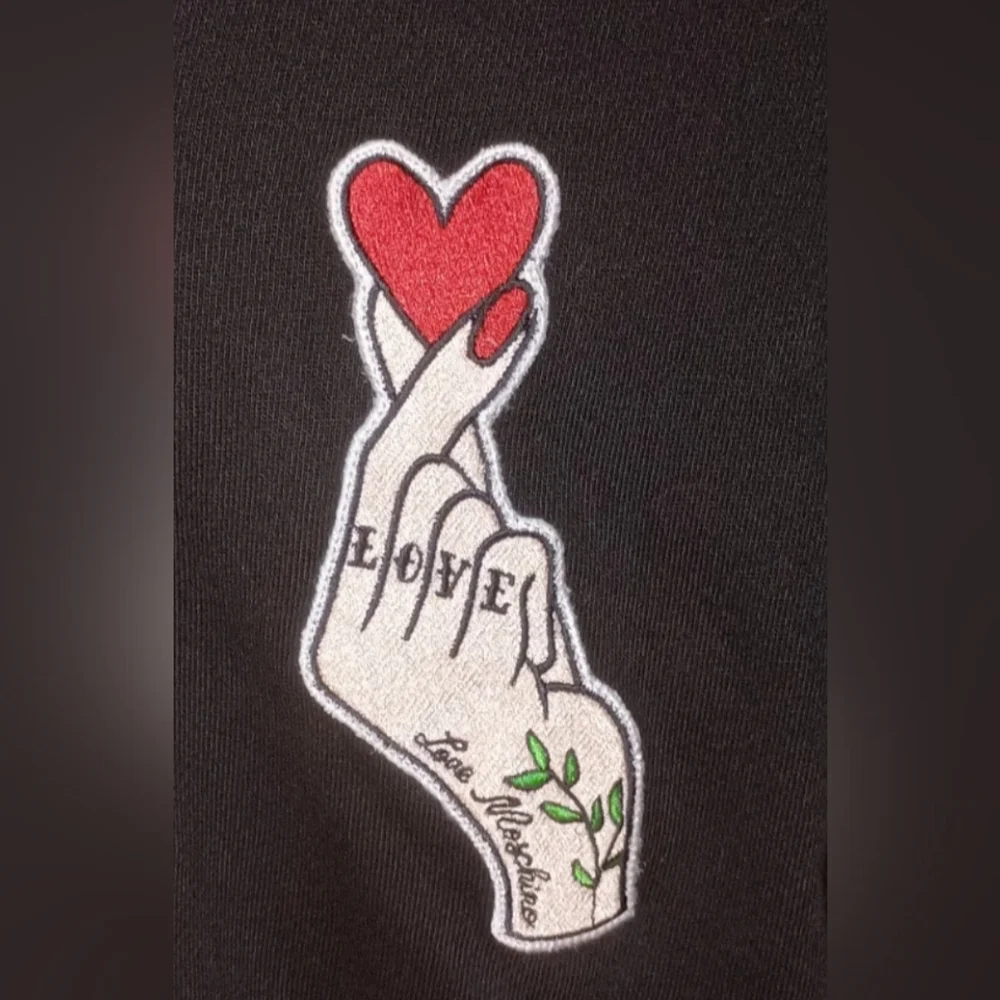 Love Moschino no offers